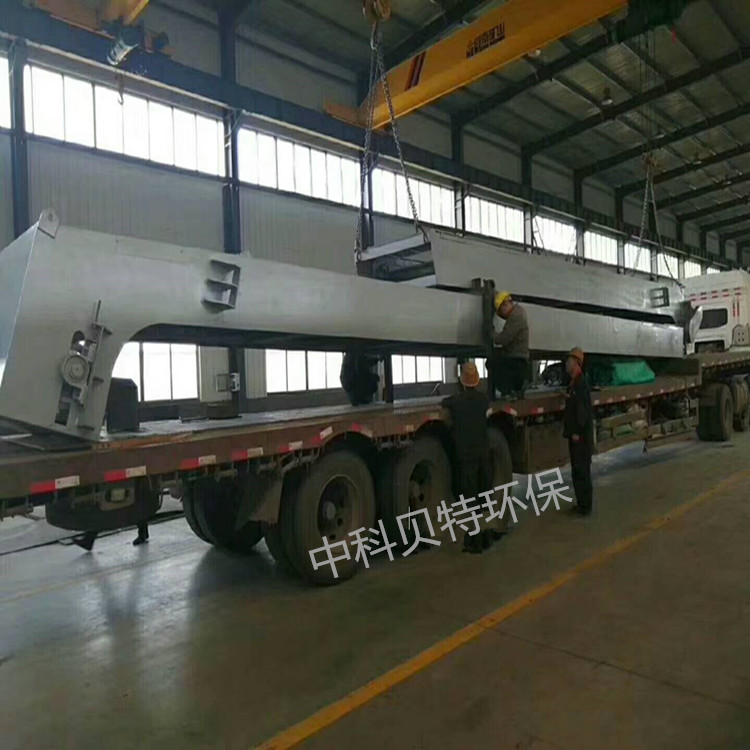 香蕉视频最新网址机械格栅除污机纺织污水处理设备发往四川